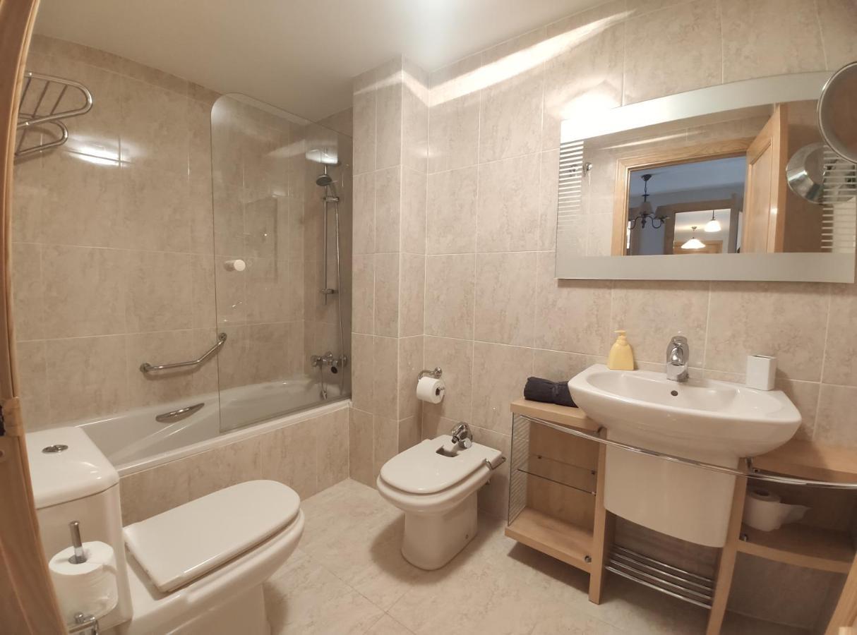 Apartamento Los Manos De Oroel Jaca Buitenkant foto