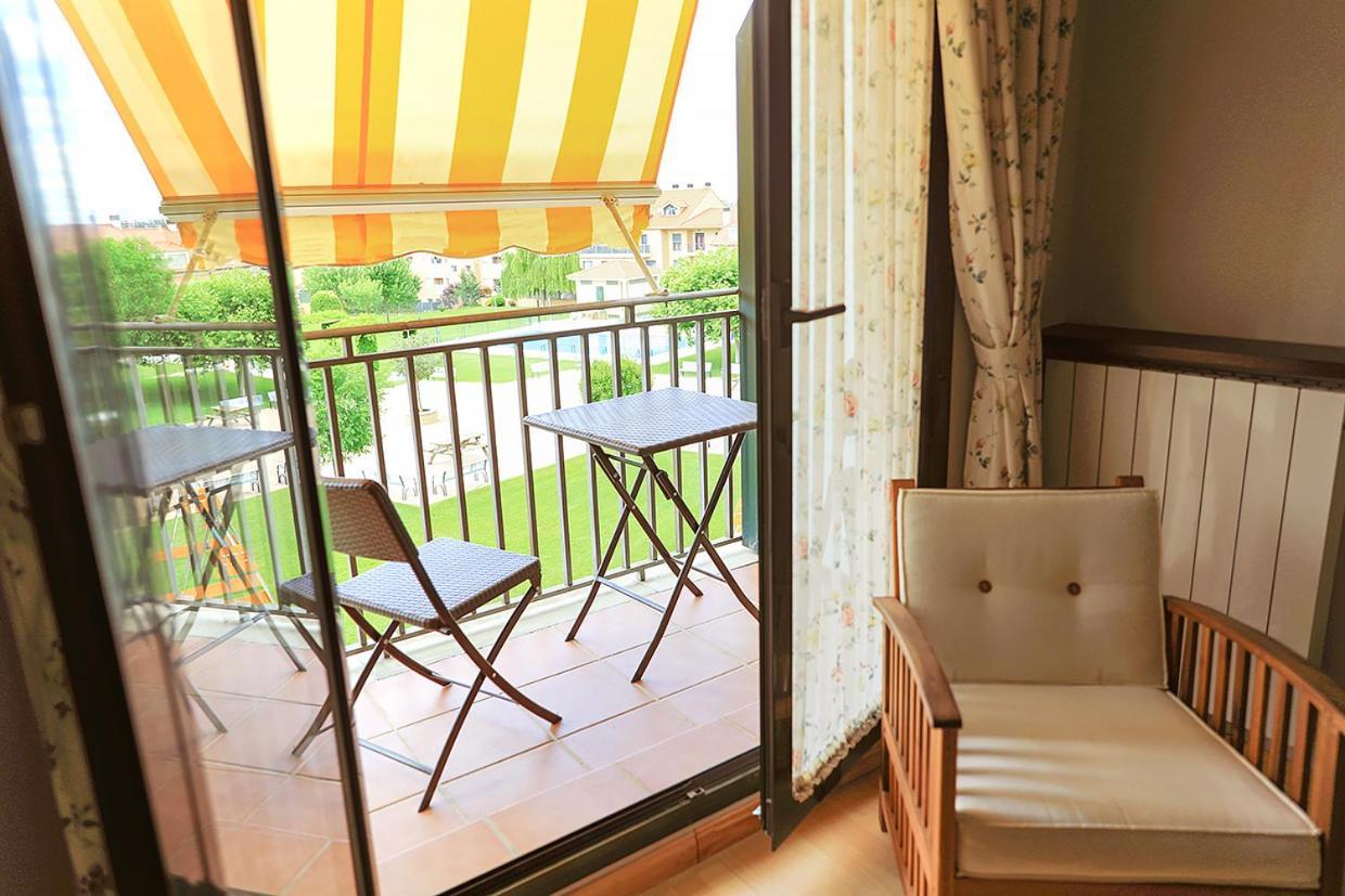 Apartamento Los Manos De Oroel Jaca Buitenkant foto